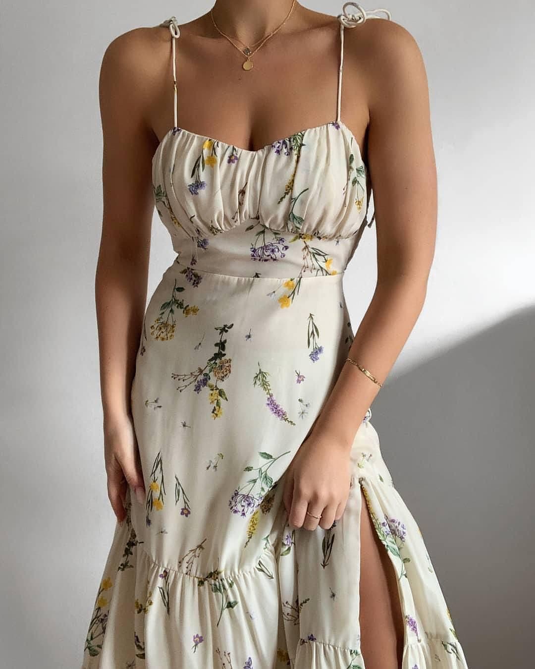 dress Essentials of the Cottagecore Fashion