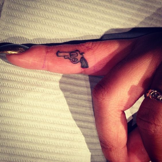 Cute Meaningfull Small Tattoos for Women