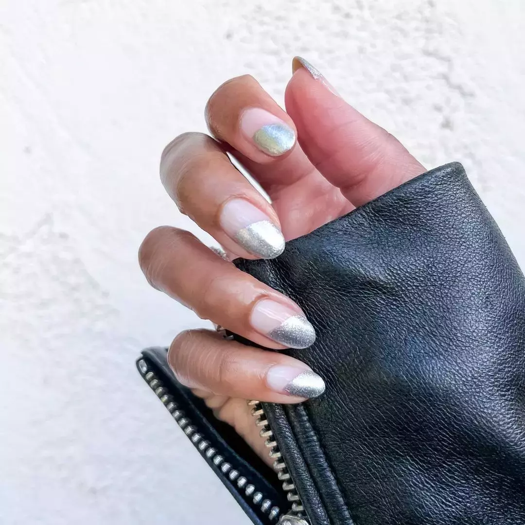 Futuristic Nails For Mani Minimalists