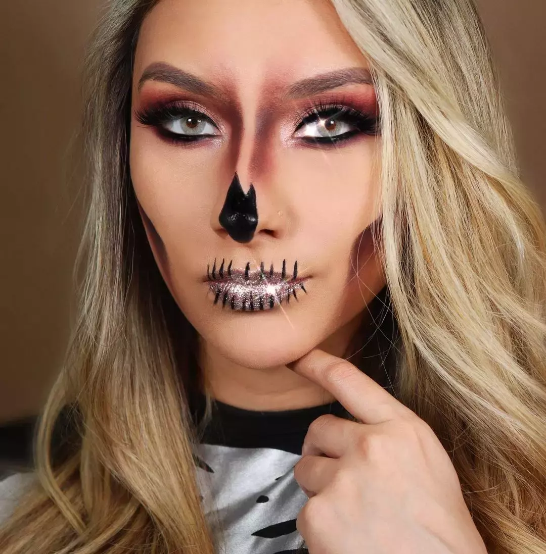 This Sexy Skeleton Makeup For Halloween